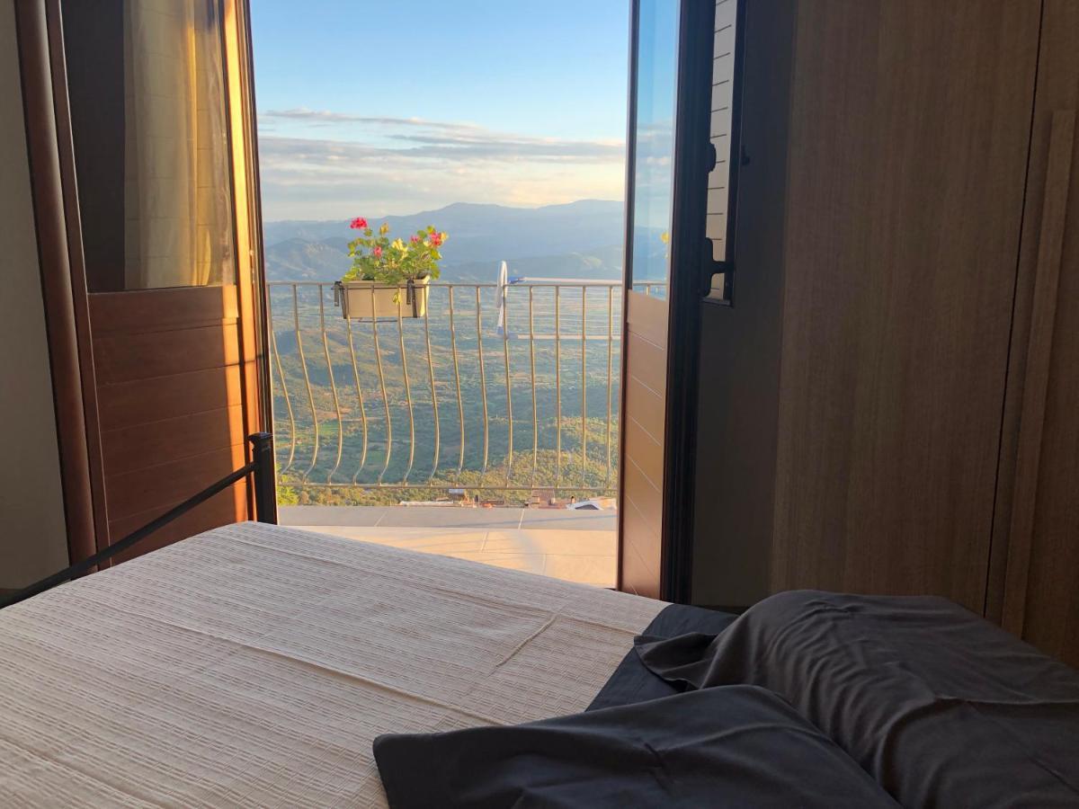 באוני Serraenna Bedrooms מראה חיצוני תמונה
