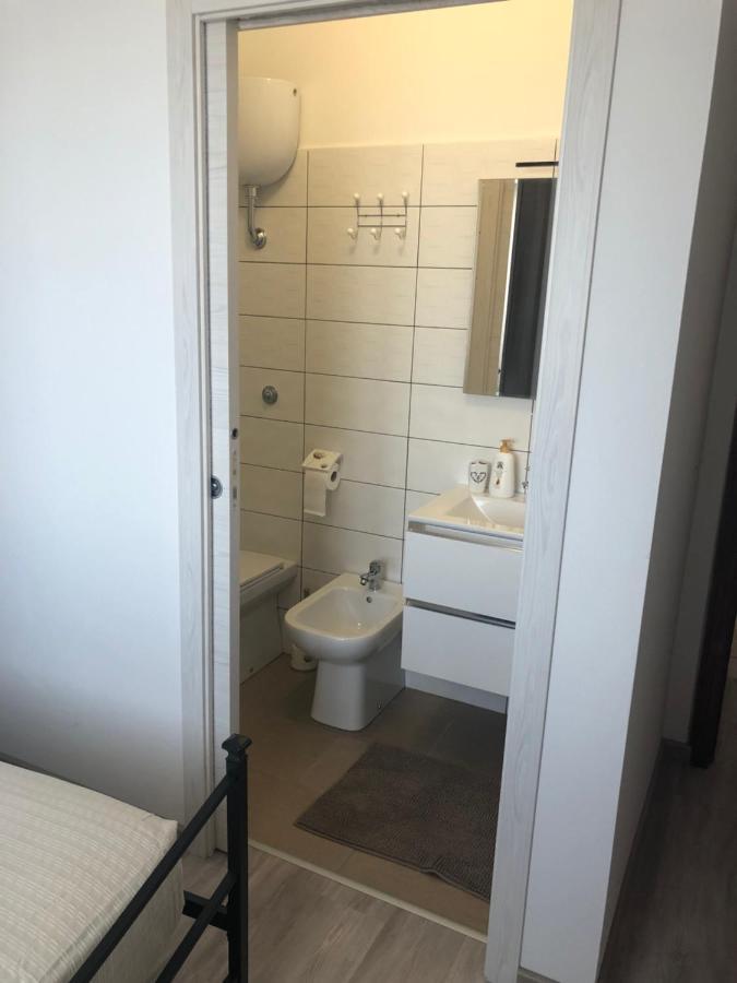 באוני Serraenna Bedrooms מראה חיצוני תמונה
