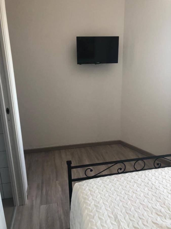 באוני Serraenna Bedrooms מראה חיצוני תמונה