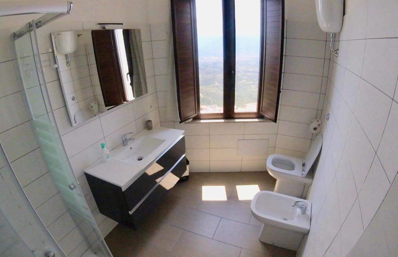 באוני Serraenna Bedrooms מראה חיצוני תמונה
