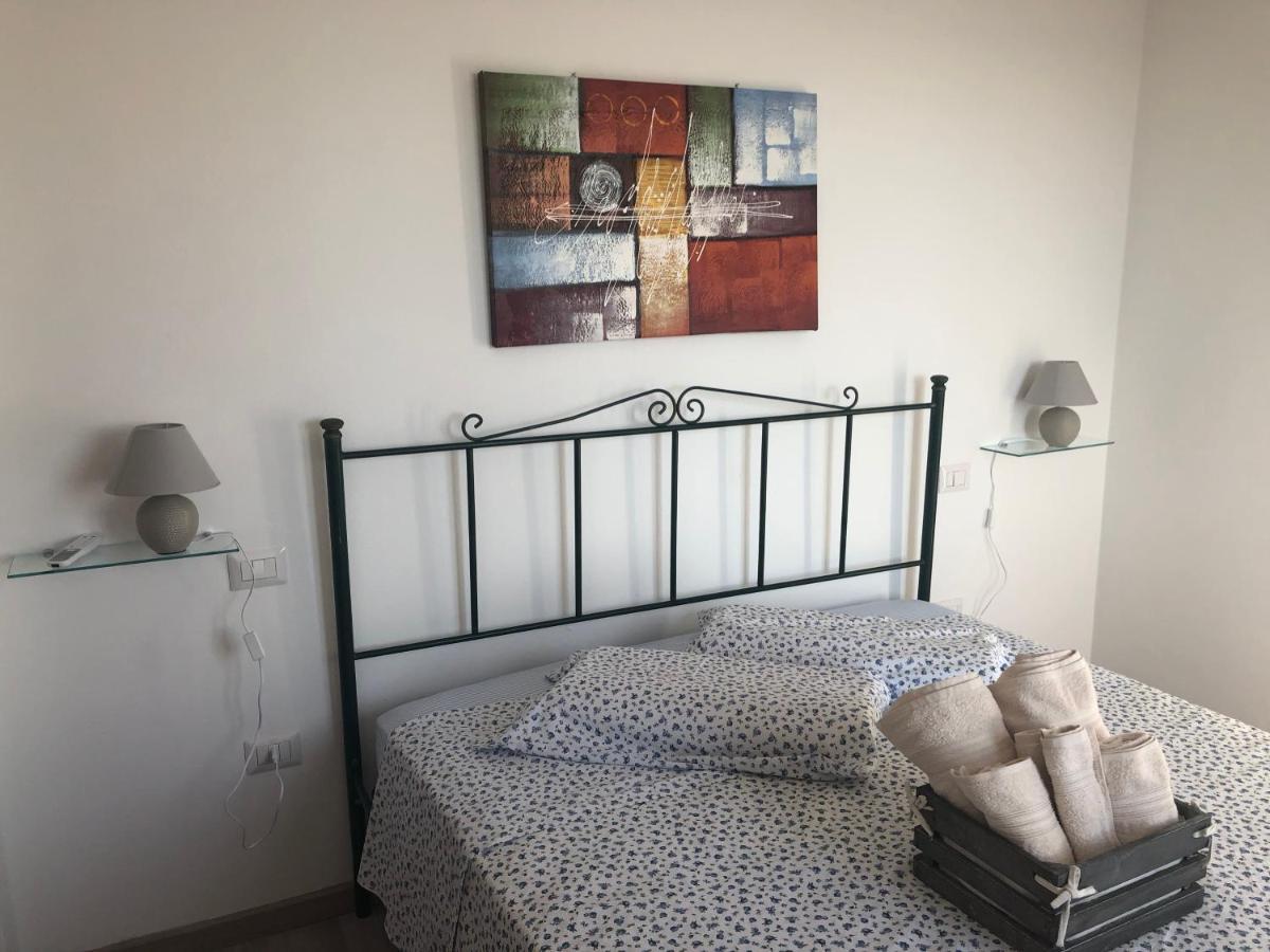 באוני Serraenna Bedrooms מראה חיצוני תמונה