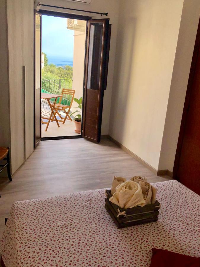 באוני Serraenna Bedrooms מראה חיצוני תמונה